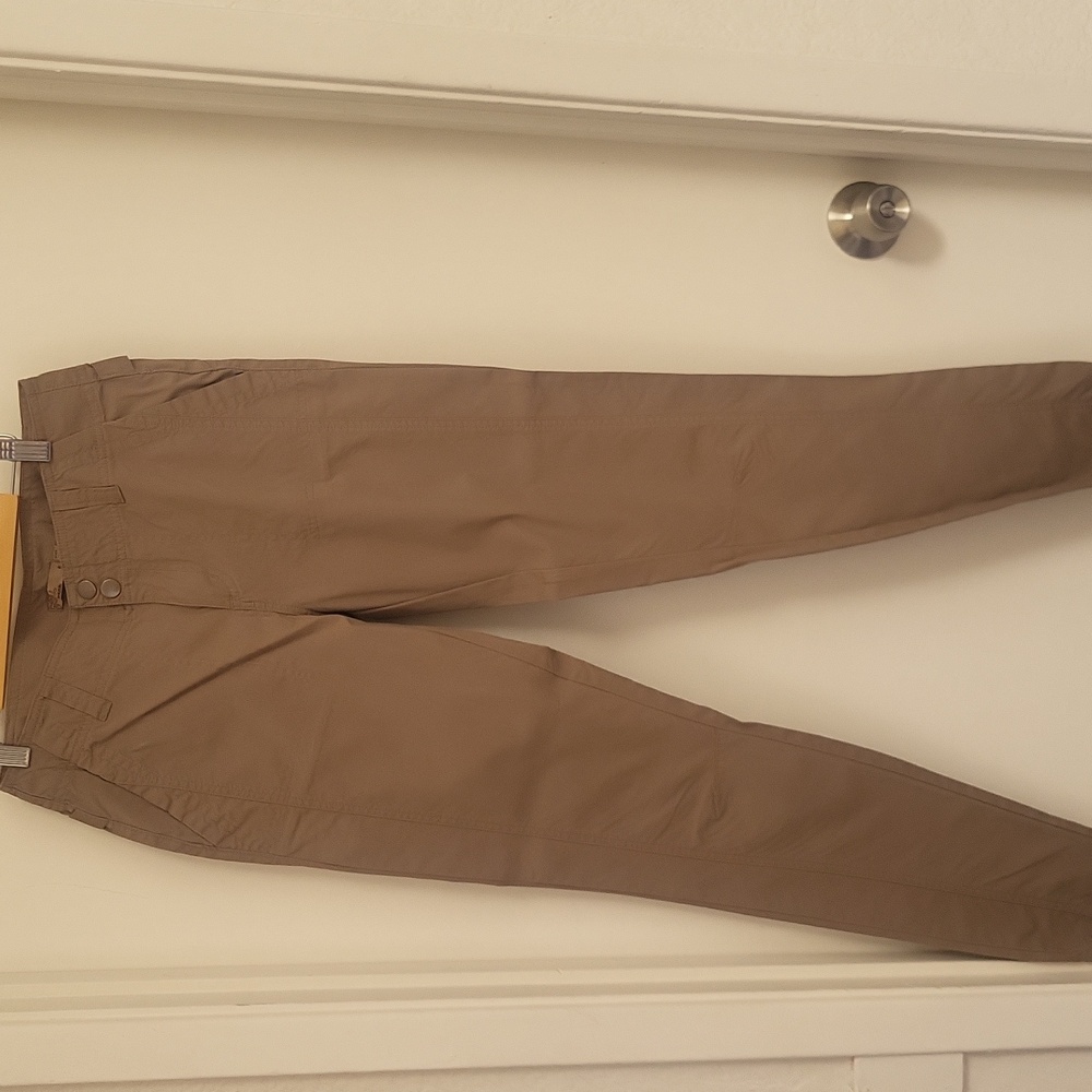 Prana Active Cargo Tan Pants Size 6.